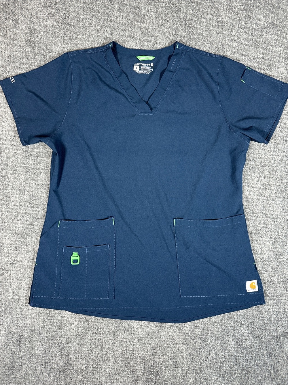 Carhartt Force Modern Fit Navy V-Neck Scrub Top Women’s Size Medium NWOT